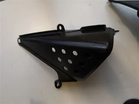 RECHTER LUCHTAANZUIGBUIS Honda CBR 600 RR 2003 - 2004
