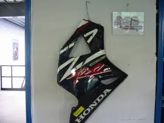 Cowl right Overig Onbekend Unknown 2002 - 2003