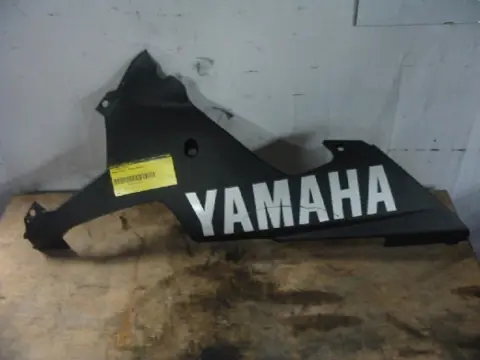 Cowl Left lower Yamaha YZF R1 2002 - 2003