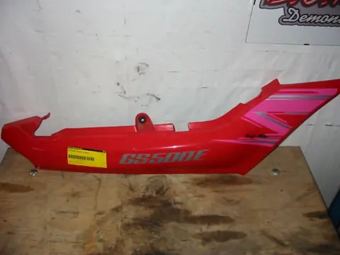 Cowl rear right Suzuki GS 500 E 1989 - 2001