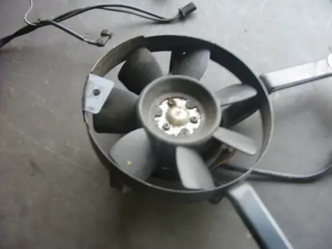 Fan Yamaha FZR 600 1989 - 1993