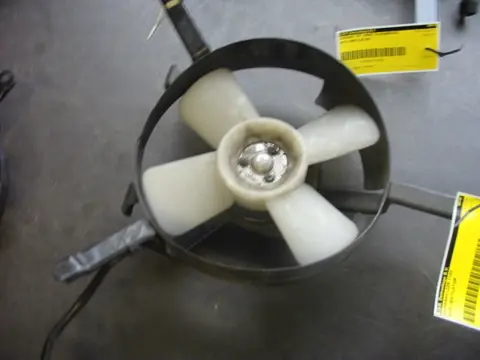 Fan Kawasaki ZZR 1100 1993 - 2001