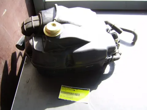 Air cleaner case Honda VFR 800 I 2002 - 2013