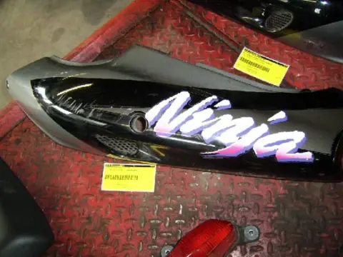 Cowl left rear Kawasaki ZX 9 R 1994 - 1997