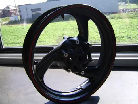 Front Wheel Yamaha YZF 1000 Thunderace 1995 - 2002