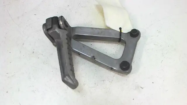 Pillion step left  Kawasaki ZXR 750 1991 - 1992