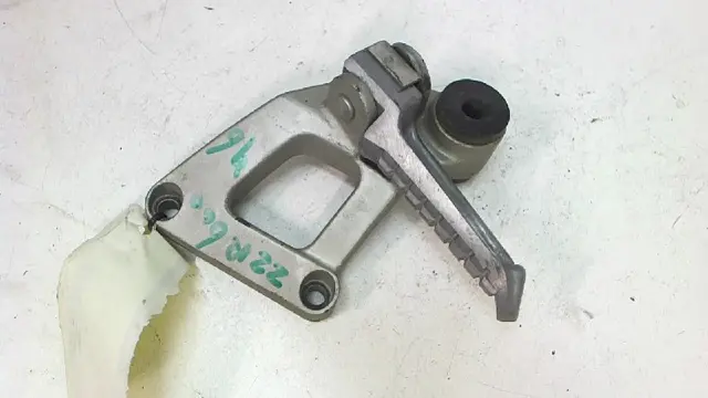 Pillion step right Kawasaki ZZR 600 1993 - 2005
