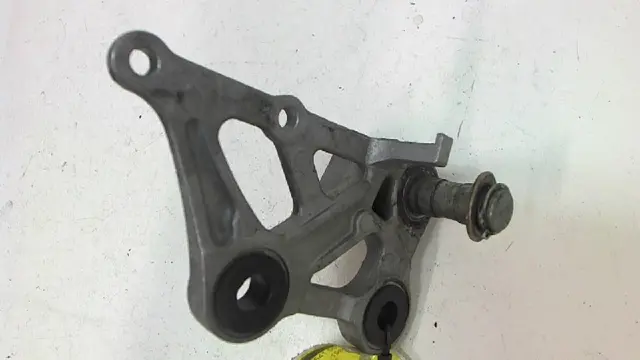 Main step holder right Honda CBR 1000 F 1987 - 1988