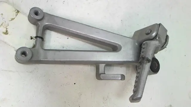 Pillion step right Honda CBR 600 F 1995 - 1998