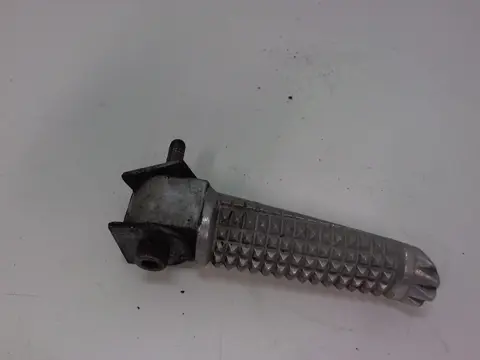 Pillion step left  Yamaha YZF R6 1998 - 2002