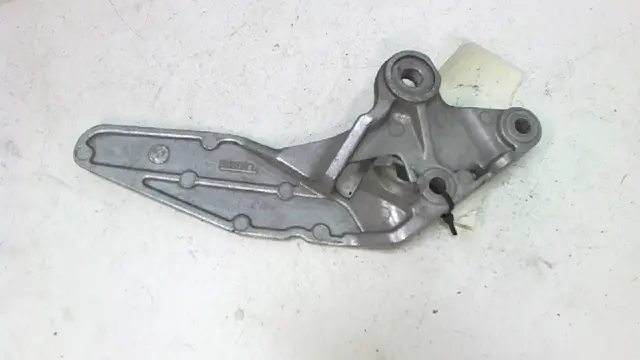 Main step holder right Yamaha FZR 1000 1987 - 1988