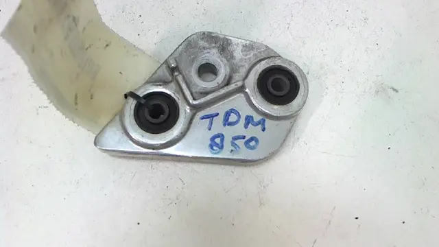 Main step holder left Yamaha TDM 1991 - 1995