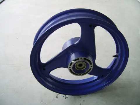 Rear wheel Suzuki GSX F 600 1988 - 1997