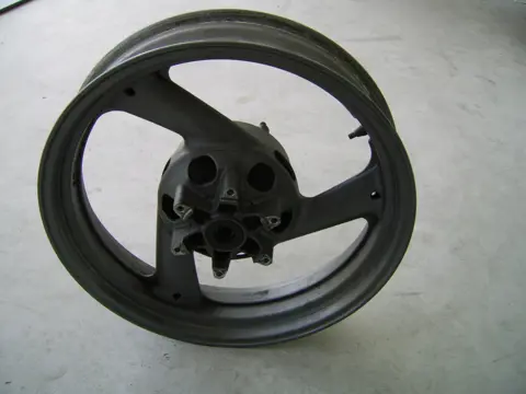 Rear wheel Yamaha FZR 600 1989 - 1993