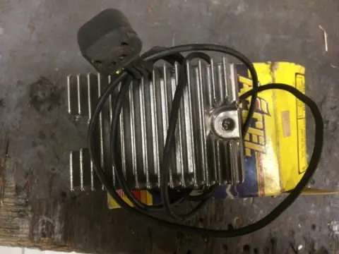 Harley regulator accel voor fl &amp; fx van '70 tot '75 (4