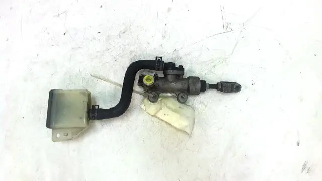 Rear brake master cylinder  Suzuki TL 1000 1996 - 2001