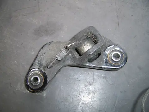 Main step holder right Suzuki GSX F 600 1988 - 1997