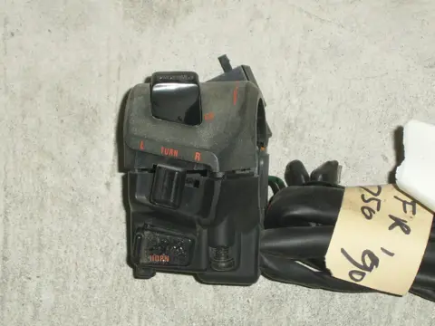 Handlebar switch assy left Honda VFR 750 1990 - 1993