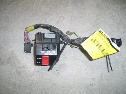 Handlebar switch assy right Yamaha FZR 600 1989 - 1993
