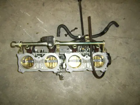 Throttle body Honda CBR Fireblade 2004 - 2005