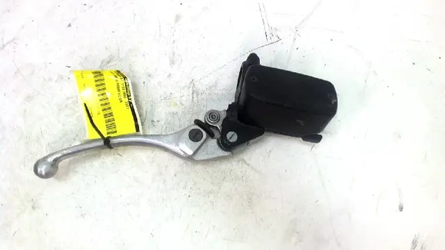 Front brake master cylinder  Honda ST 1100 Pan European 1990 - 2001