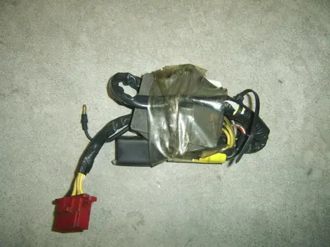 Regulator rectifier  Honda CBR 1000 F 1987 - 1988