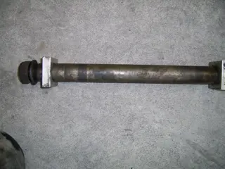 Rear axle Yamaha YZF R1 2002 - 2003