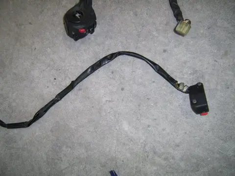 Handlebar switch assy right Yamaha YZF R1 2002 - 2003