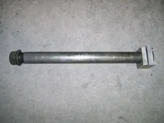 Rear axle Yamaha YZF 1000 Thunderace 1995 - 2002