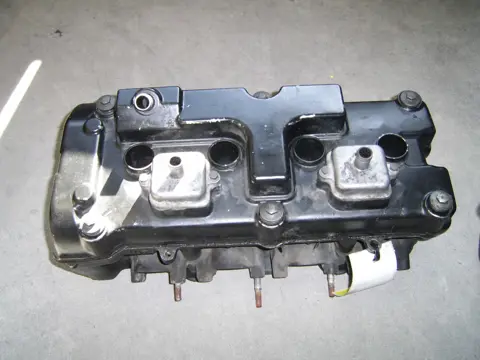 Cylinder head Honda CBR 1100 XX 1999 - 2006