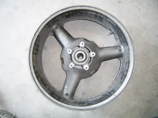 Rear wheel Suzuki GSX R 600 1995 - 2000