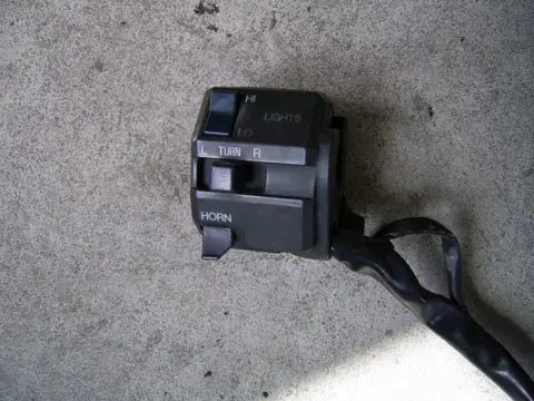 Handlebar switch assy left Kawasaki ZZR 600 1990 - 1992
