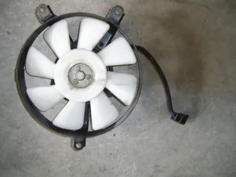 Fan Kawasaki ZZR 600 1990 - 1992