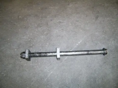 Rear axle Kawasaki ZX 9 R 1998 - 1999