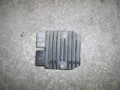 Regulator rectifier  Yamaha TDM 2001 - 2004