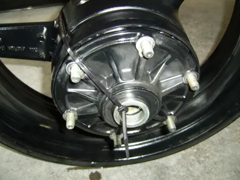Driven flange Yamaha TDM 2001 - 2004