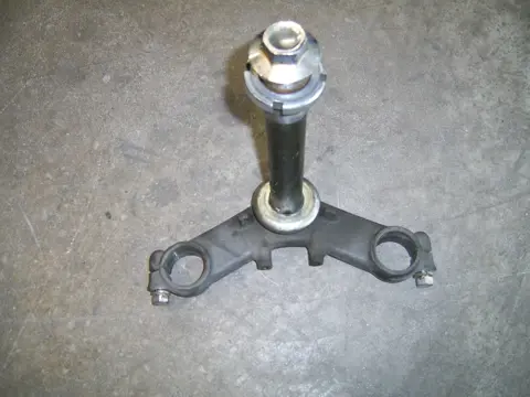 Steering stem Kawasaki GPZ 500 1988 - 1994