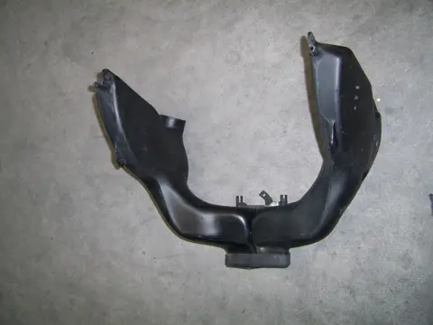 Air intake center Yamaha YZF R6 1998 - 2002