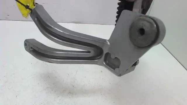 Pillion step right Suzuki RF 900 1993 - 1996