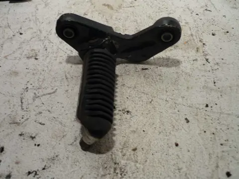 Pillion step left  Suzuki GSX F 600 1998 - 2005