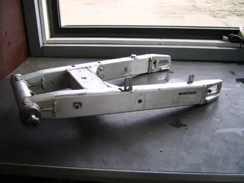 Swingarm Yamaha TDM 2001 - 2004
