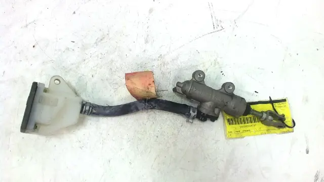 Rear brake master cylinder  Suzuki GSX R 1300 Hayabusa 1998 - 2007