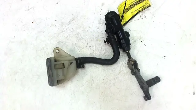 Rear brake master cylinder  Suzuki GSX R 1300 Hayabusa 1998 - 2007