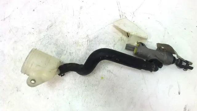 Rear brake master cylinder  Honda VFR 800 I 1998 - 2001