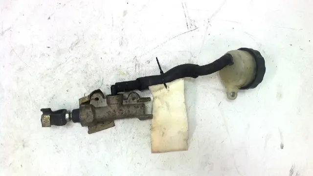 Rear brake master cylinder  Honda CBR 900 RR 1994 - 1995