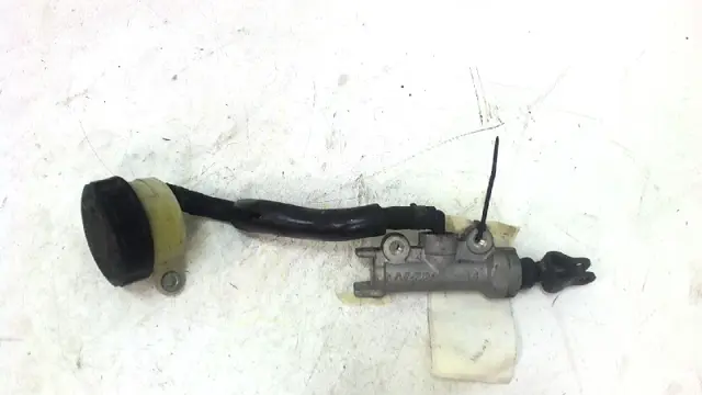 Rear brake master cylinder  Honda CBR 600 F 1995 - 1998