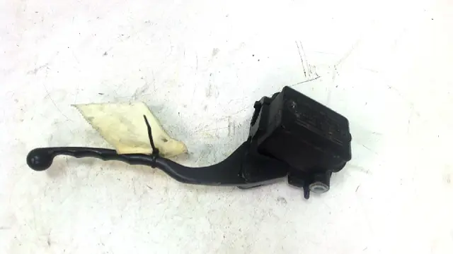 Front brake master cylinder  Kawasaki GPZ 500 1988 - 1994