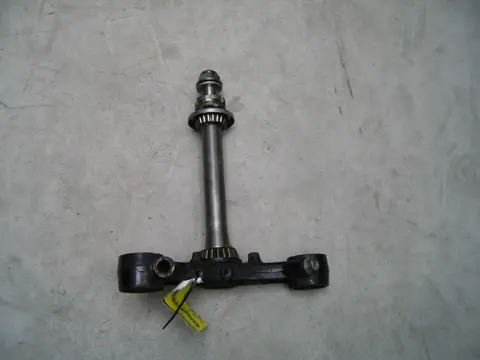 Steering stem Yamaha FZR 600 1989 - 1993