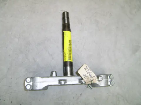 Steering stem Yamaha XT 1980 - 2010