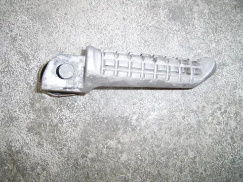 Pillion step left  Kawasaki ZZR 600 1990 - 1992